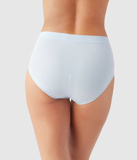 B-Smooth Seamless Brief: Soft Sky